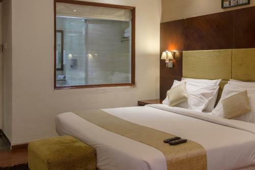 Hotel Royal Regency Lifotel By Crossway
