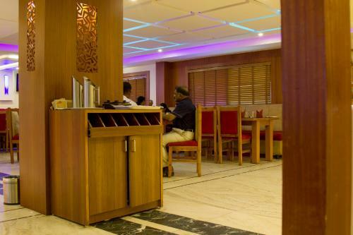 Hotel Royal Regency Lifotel By Crossway