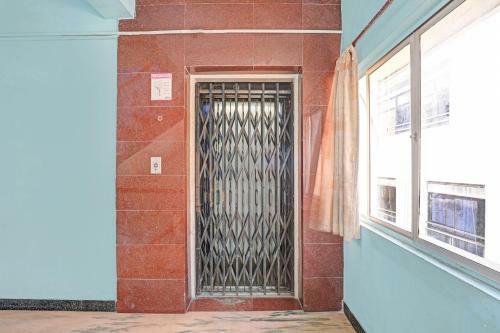 Hotel Oyo Flagship 84186 Gold Residency Central
