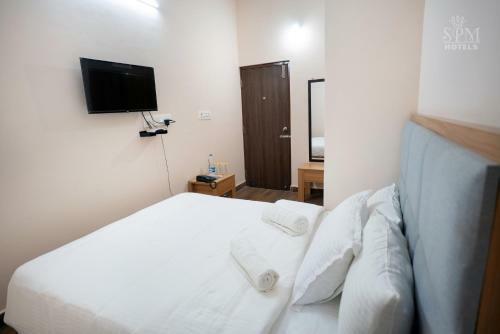 Spm Hotel Medavakkam