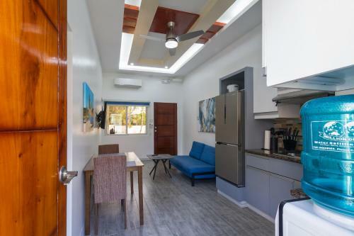 Green Turtle Residences Apartment 2a