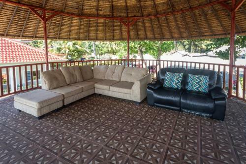 Green Turtle Residences Apartment 2a
