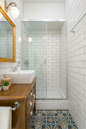 Luxury Boutique Apartment Stone Palace