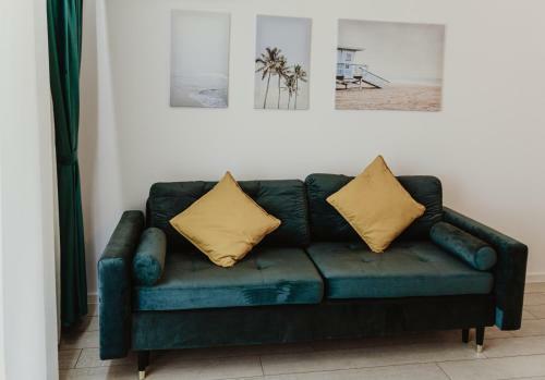 Damar Family Apartment