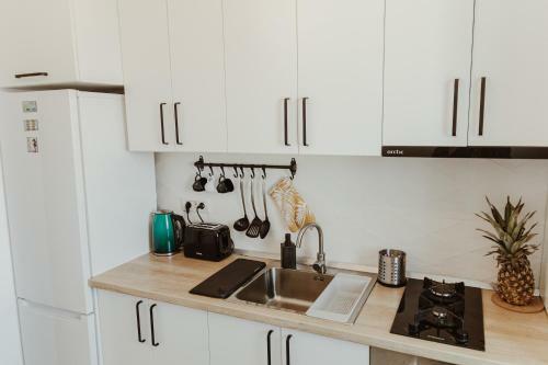 Damar Family Apartment