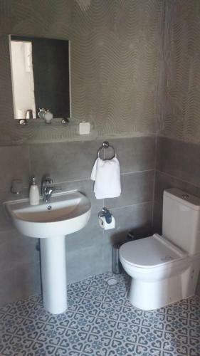 G�ltekin Konuk Evi