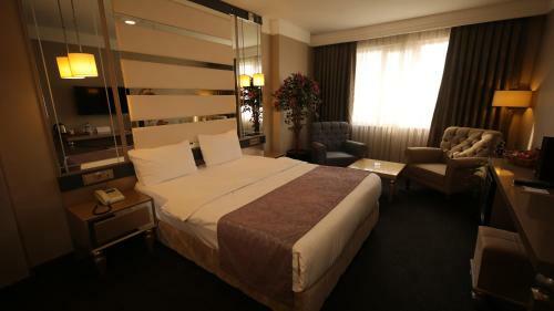 R�nesans L?fe Hotel