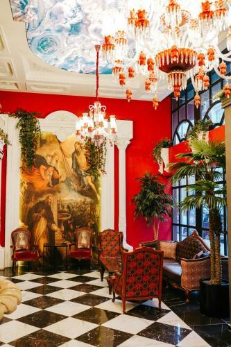 R�nesans L?fe Hotel
