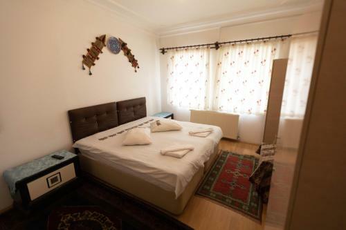 Akyol House