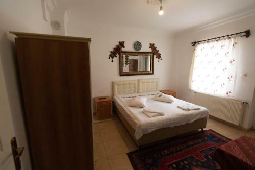 Akyol House