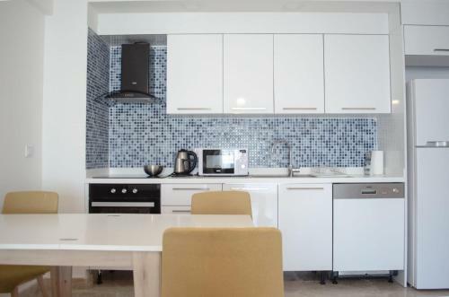 Apartment 3 Bedroom Fabay Abaduku Elveri