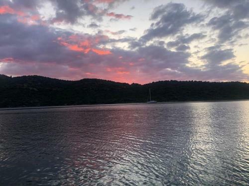 Apartamento Bodrum Bo?az?�?'nde E?yali, Den?ze 100 M 1+0 Da?re