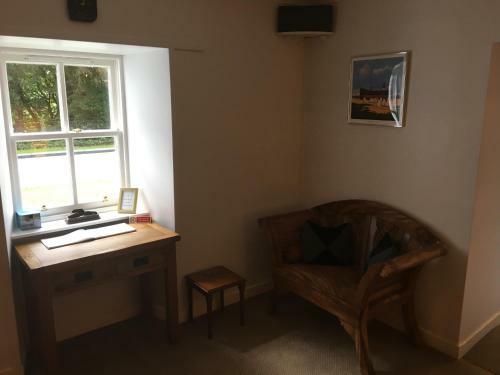 Hostal Roskhill House