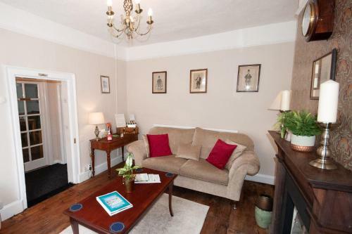 Hostal Exmoor House