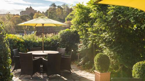 Hotel Luttrell Arms