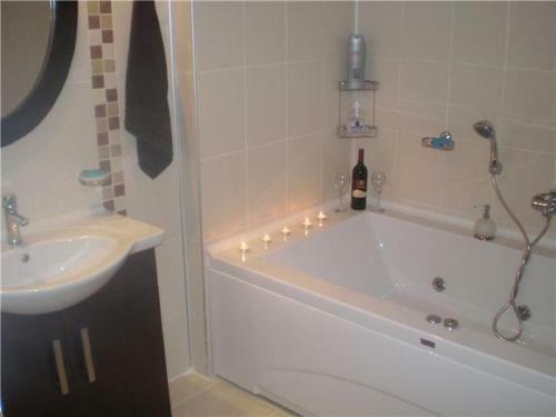 Apartamento Luxury Home In Award Winning Private, Small Community Central Location