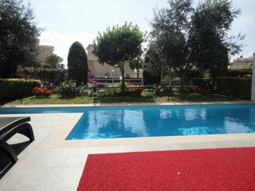 Luxury Modern Private Villa In Side