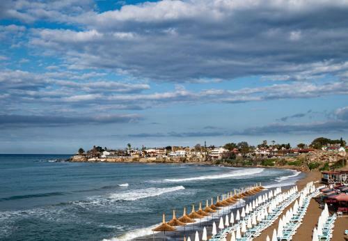 Arnor De Luxe Hotel & Spa