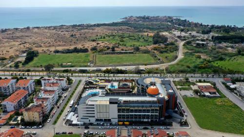 Arnor De Luxe Hotel & Spa