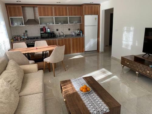 Apartamento Four Seasons. Ilicia. Side
