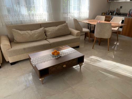Apartamento Four Seasons. Ilicia. Side