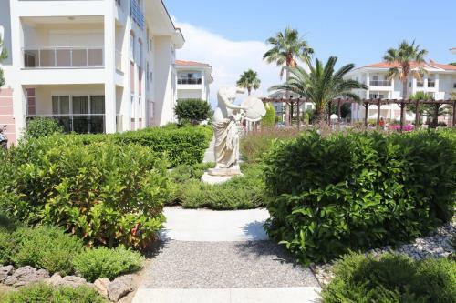 Apartamento Four Seasons. Ilicia. Side