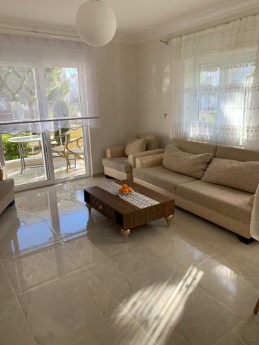 Apartamento Four Seasons. Ilicia. Side