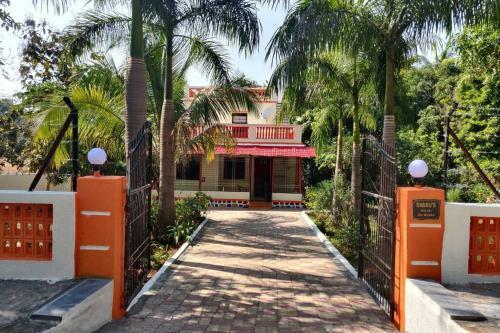 Svarus Village Retreat - Perfect Weekend Getaway