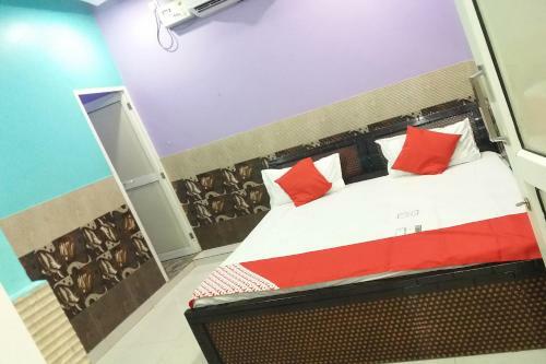 Oyo 43961 Hotel Yatra