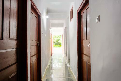 Hotel Spot On 49577 Thozhupaadan Residency