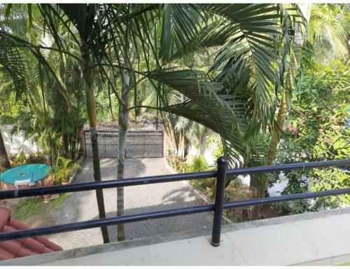 Luxury 4bhk Villa 2 Mins Walk To Beach