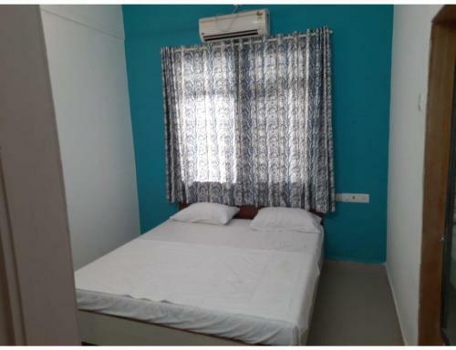 Luxury 4bhk Villa 2 Mins Walk To Beach