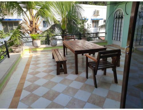 Luxury 4bhk Villa 2 Mins Walk To Beach