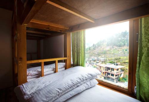 Robinhood Travel Hostel