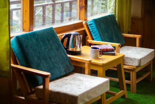 Robinhood Travel Hostel