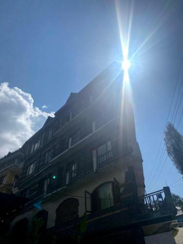 Robinhood Travel Hostel