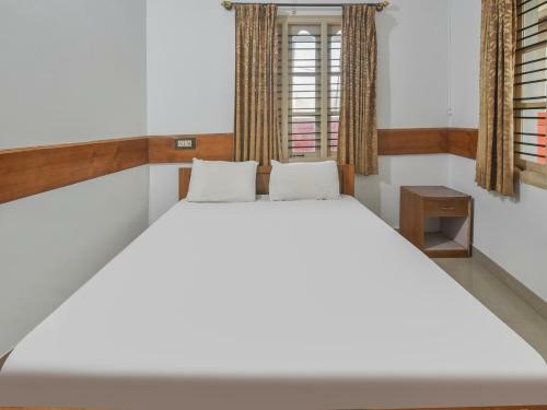 Hotel Spot On 82761 Chithra Residency
