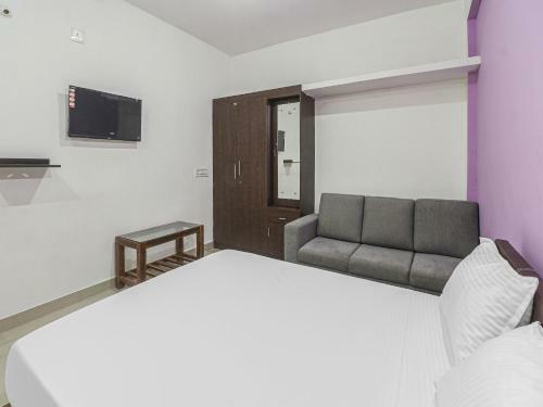 Hotel Oyo 86008 Slv Residency