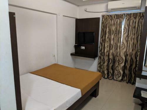 Hotel Aashraya