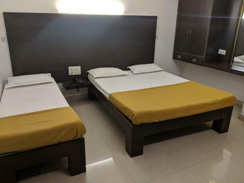 Hotel Aashraya