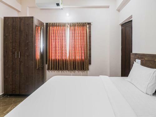 Hotel Oyo 71141 Parvathi Comforts