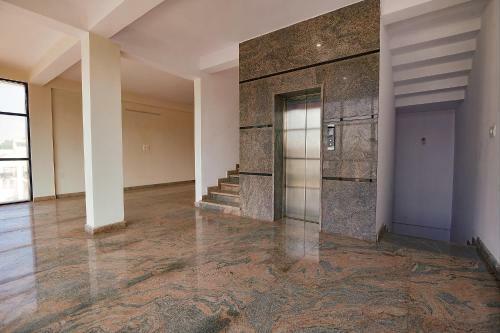 Fabhotel Bricknest Suites