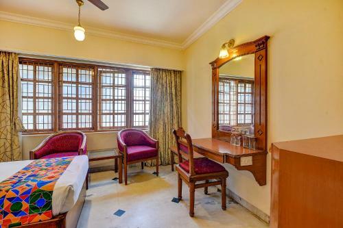 Fabhotel Maurya Residency