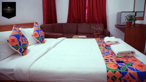 Hotel Kumar's The White House