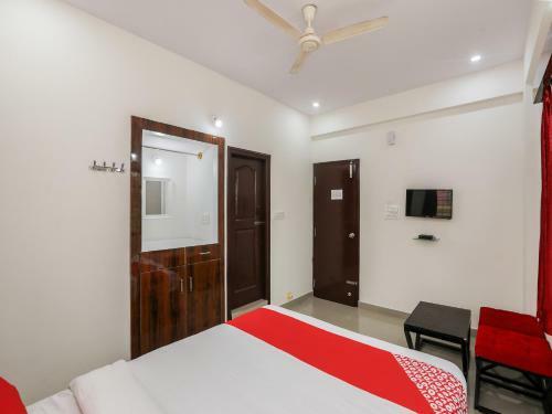 Hotel Oyo Flagship 83219 Thanmay Comforts