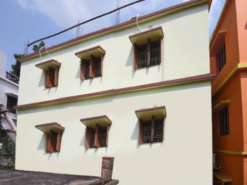 Hotel Spot On 63085 New Subham Lodge
