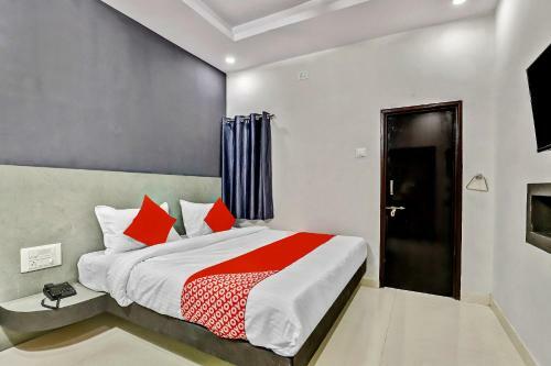Hotel Oyo Flagship 77447 Uttam Retreat