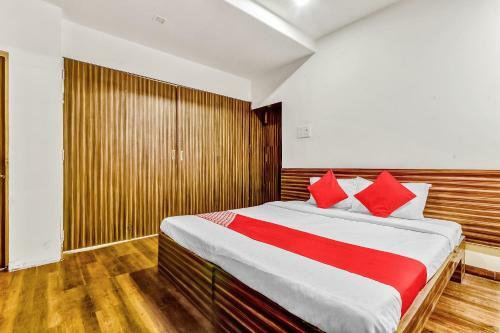 Hotel Oyo 86004 The Aace