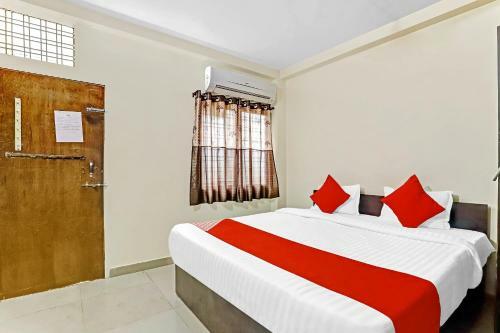 Hotel Oyo 82075 Chintamani Inn Service Apartment