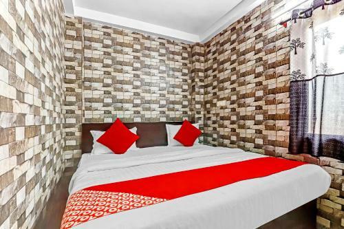 Hotel Oyo 82075 Chintamani Inn Service Apartment